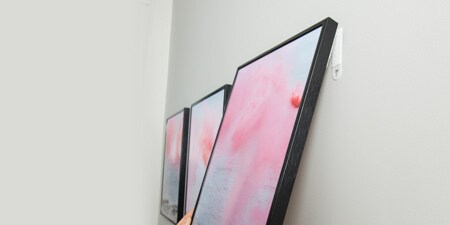 Hanging picture frames without nails
