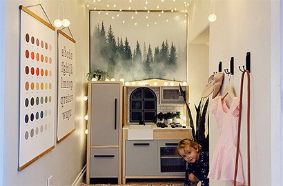 Get creative in your hallway with Command™ solutions