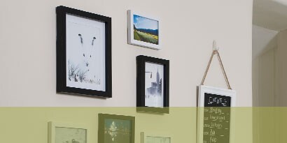 Picture Hanging Hooks & Strips

