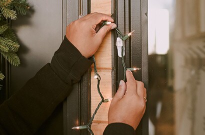 Hanging outdoor christmas lights with Command™